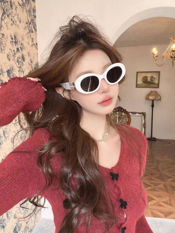 Miu Miu Sunglasses Top Quality MMS00220
